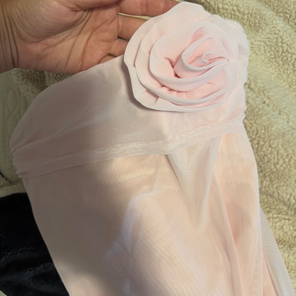 Pink strapless mesh dress - Picture 2 of 4